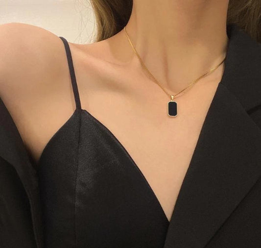 Stylish Black locket | pendant |